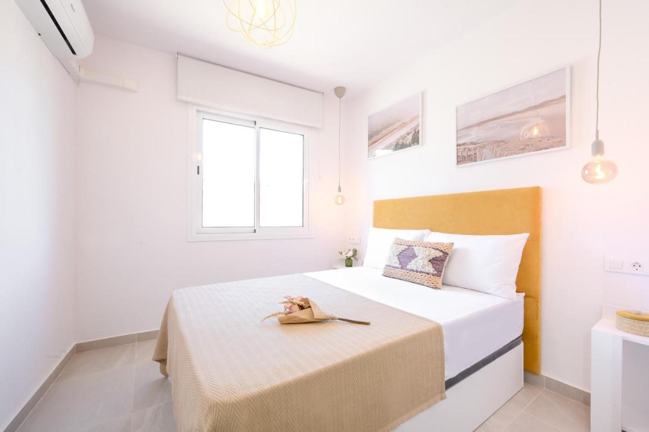 2 Bedroom, New, 1 Min To The Beach, City Center- Picasso By 10Tosea Fuengirola Bagian luar foto