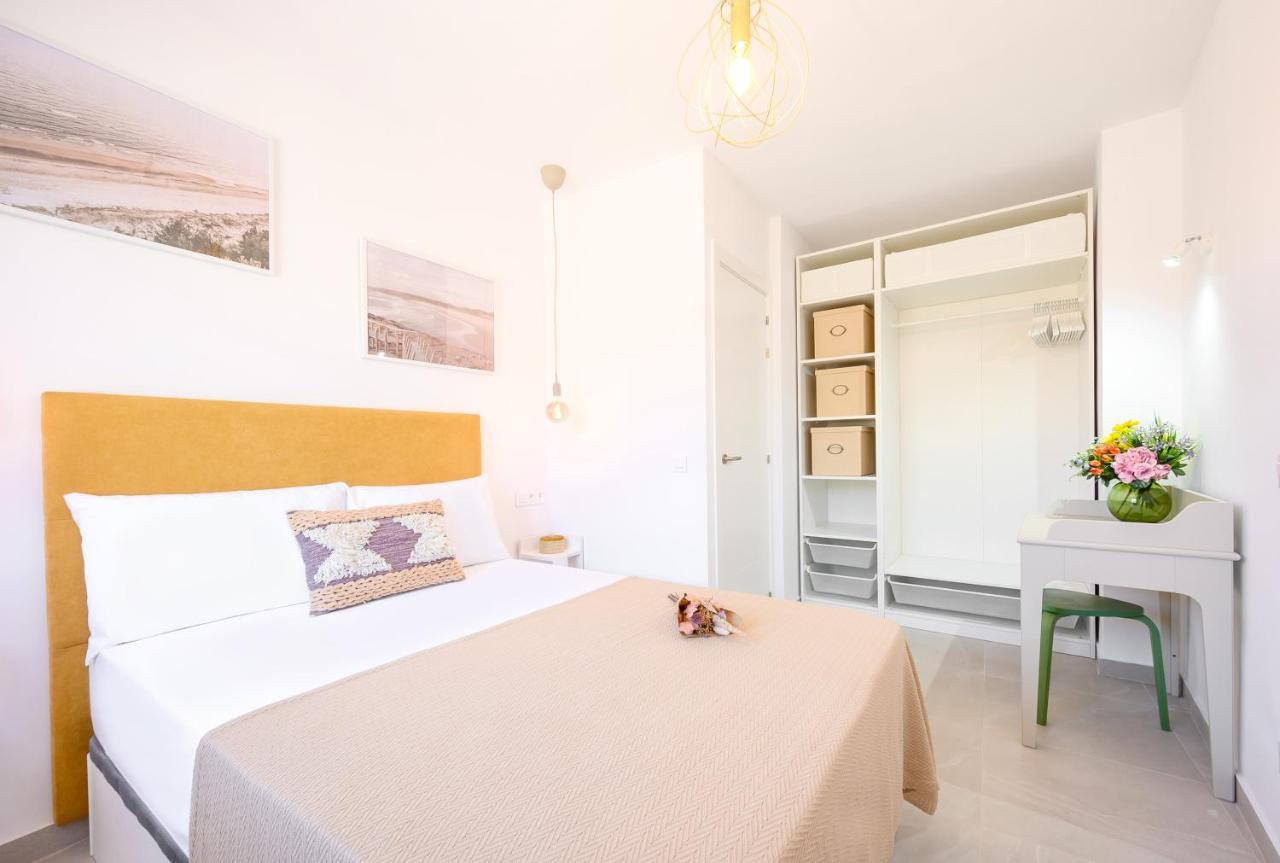 2 Bedroom, New, 1 Min To The Beach, City Center- Picasso By 10Tosea Fuengirola Bagian luar foto