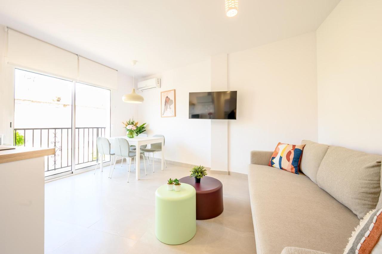 2 Bedroom, New, 1 Min To The Beach, City Center- Picasso By 10Tosea Fuengirola Bagian luar foto