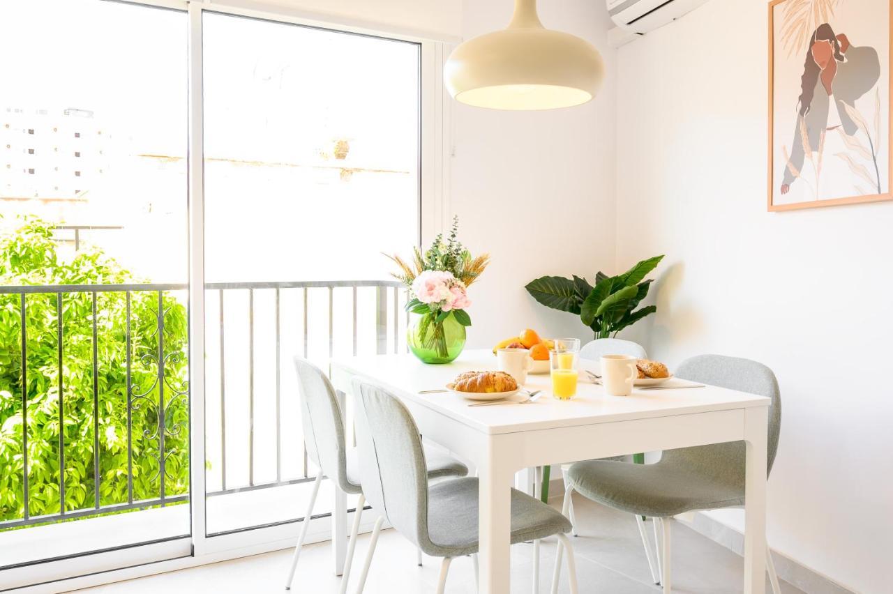 2 Bedroom, New, 1 Min To The Beach, City Center- Picasso By 10Tosea Fuengirola Bagian luar foto